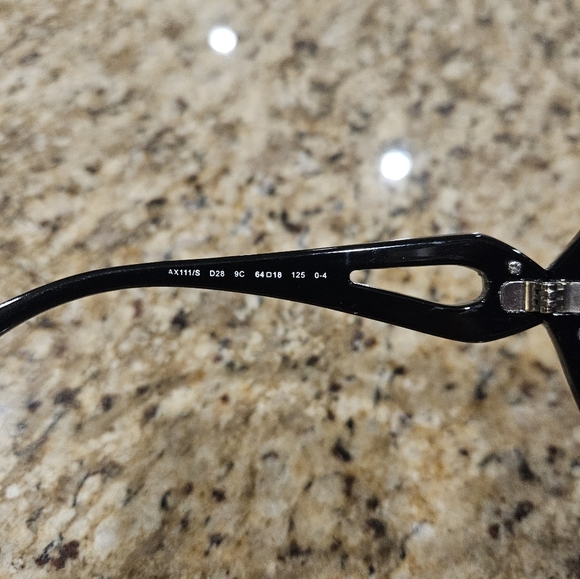 ARMANI EXCHANGE Stylish Black Sunglasses - Picture 3 of 14